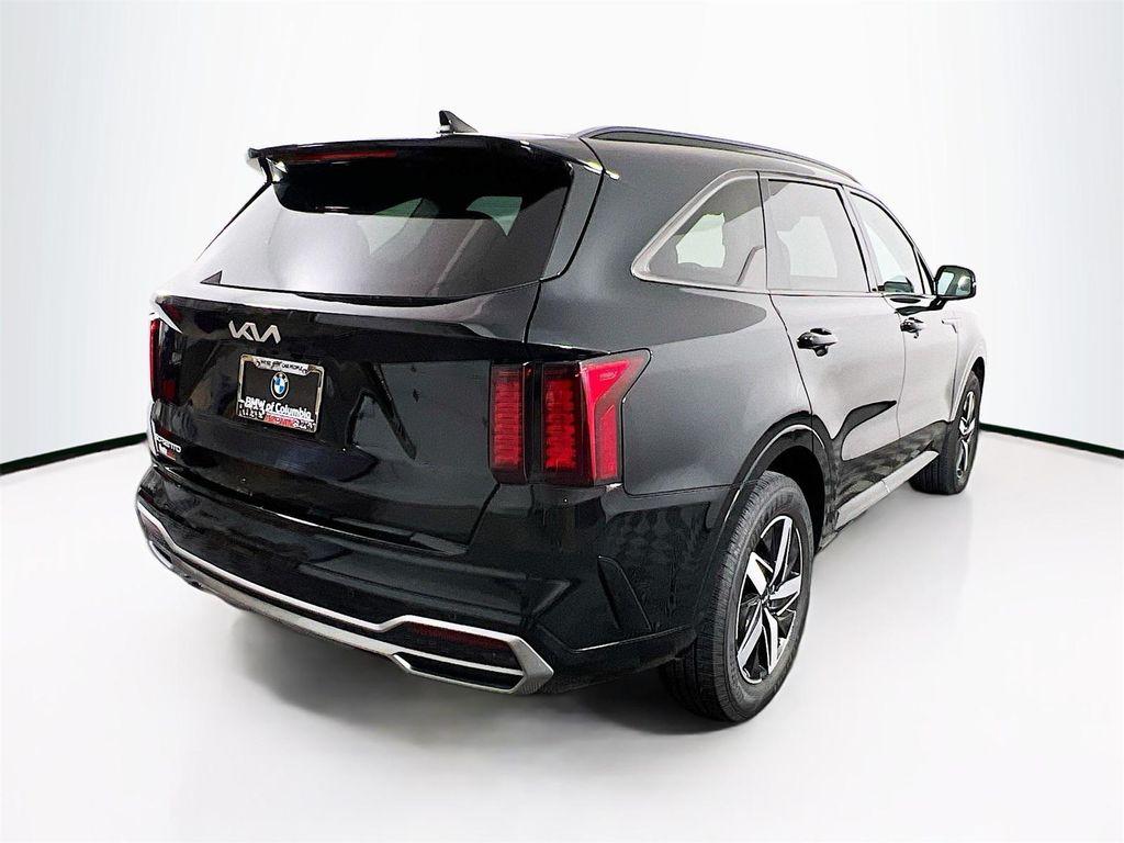 used 2023 Kia Sorento car, priced at $25,498