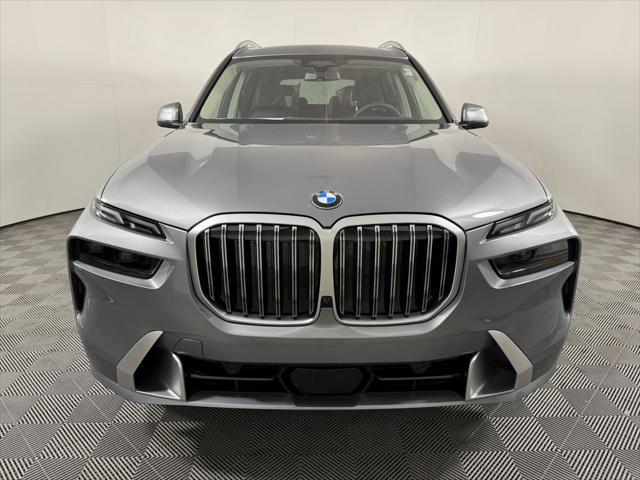 new 2025 BMW X7 car, priced at $94,720