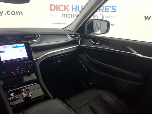 used 2021 Jeep Grand Cherokee L car, priced at $25,289