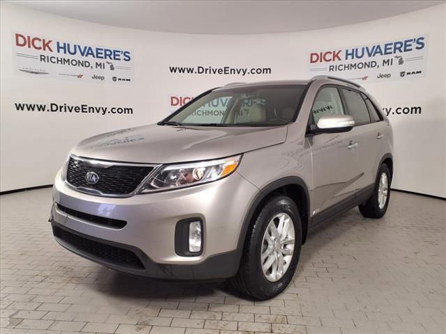 used 2014 Kia Sorento car, priced at $8,495