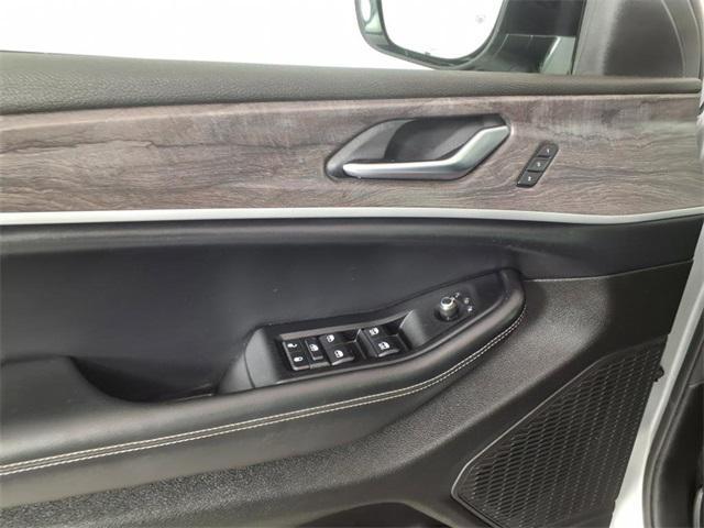 used 2023 Jeep Grand Cherokee L car, priced at $36,995