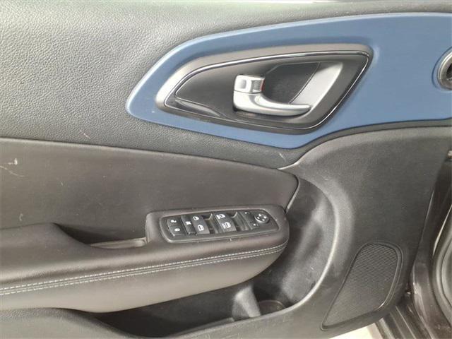 used 2015 Chrysler 200 car, priced at $4,495