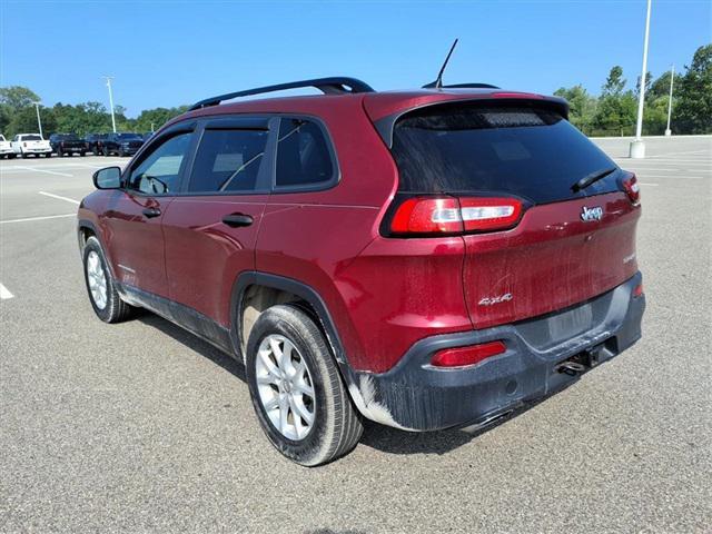 used 2016 Jeep Cherokee car