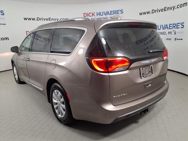 used 2018 Chrysler Pacifica car, priced at $13,412