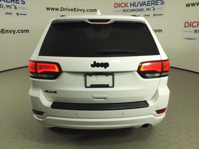 used 2022 Jeep Grand Cherokee car, priced at $24,997