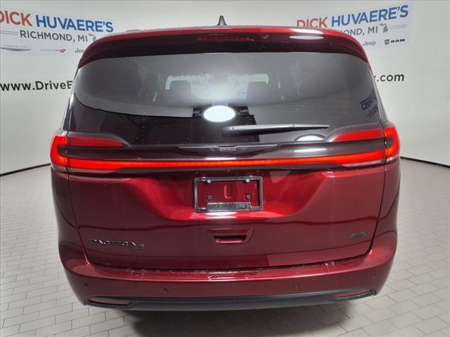 used 2023 Chrysler Pacifica car, priced at $37,995