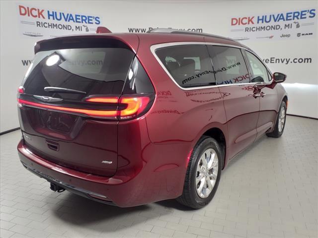 used 2021 Chrysler Pacifica car, priced at $33,295