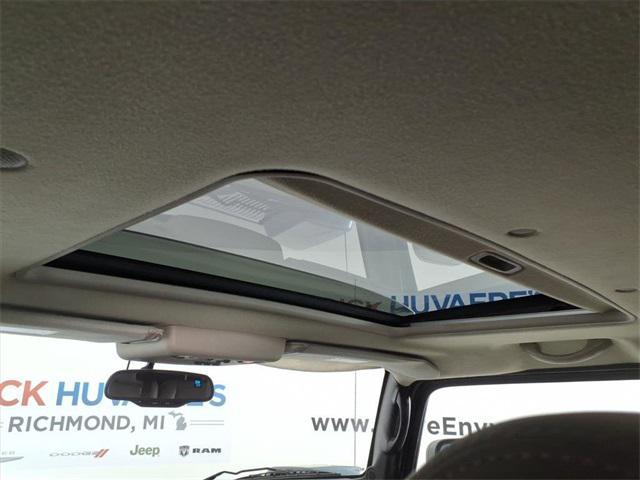 used 2005 Hummer H2 car, priced at $8,995