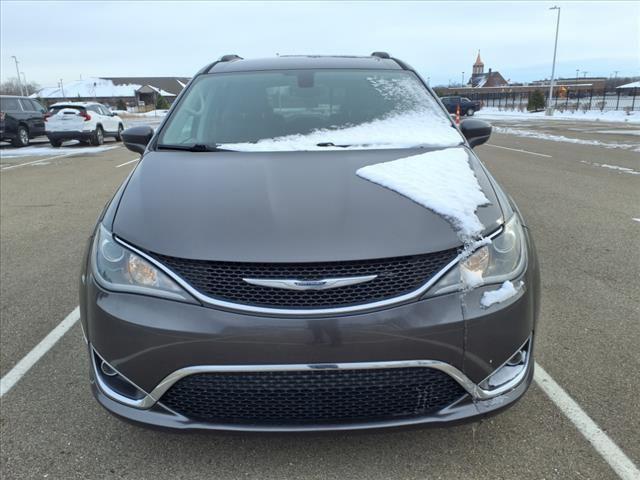 used 2017 Chrysler Pacifica car, priced at $15,495