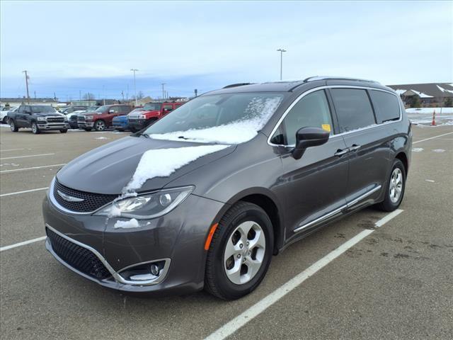 used 2017 Chrysler Pacifica car, priced at $15,495