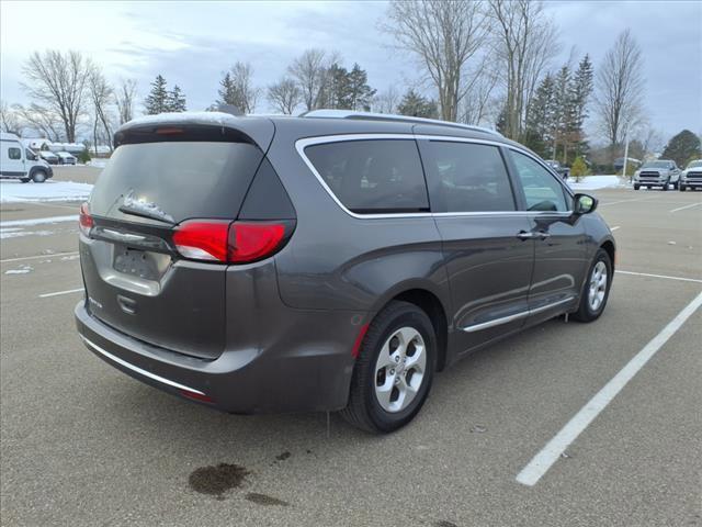 used 2017 Chrysler Pacifica car, priced at $15,495