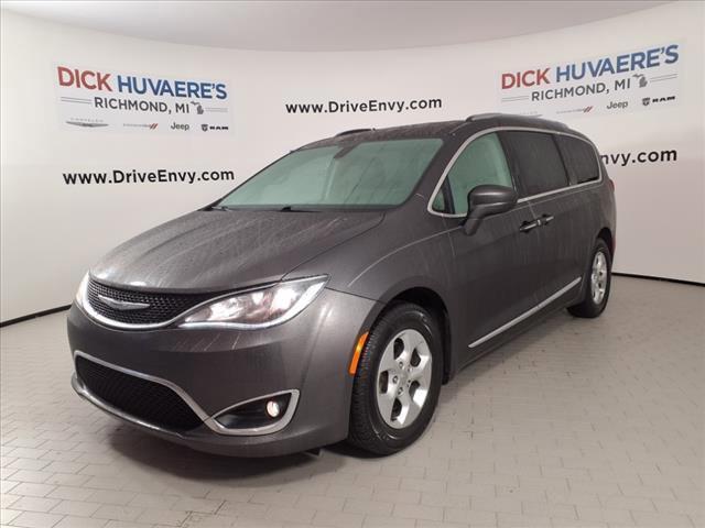 used 2017 Chrysler Pacifica car, priced at $15,495