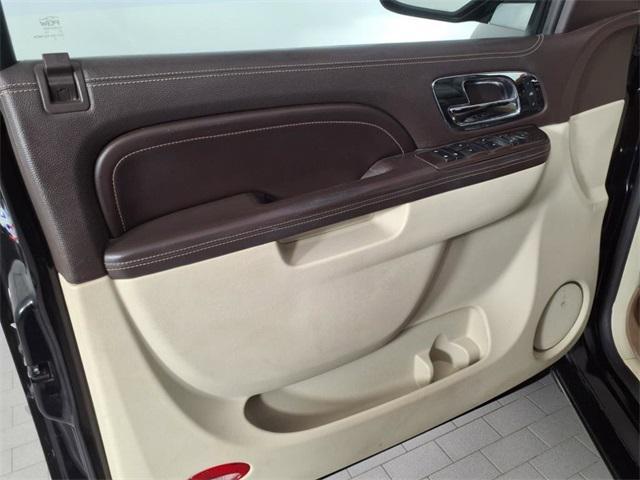used 2010 Cadillac Escalade ESV car, priced at $7,995
