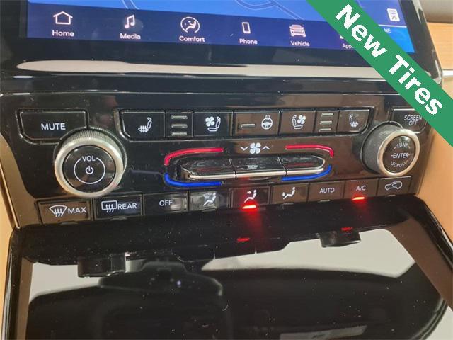 used 2024 Jeep Grand Cherokee car, priced at $45,366