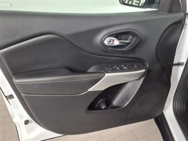 used 2018 Jeep Cherokee car, priced at $10,395