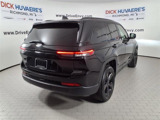used 2024 Jeep Grand Cherokee car, priced at $42,995