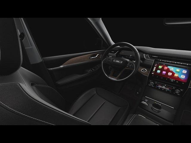 new 2025 Jeep Grand Cherokee car, priced at $44,804