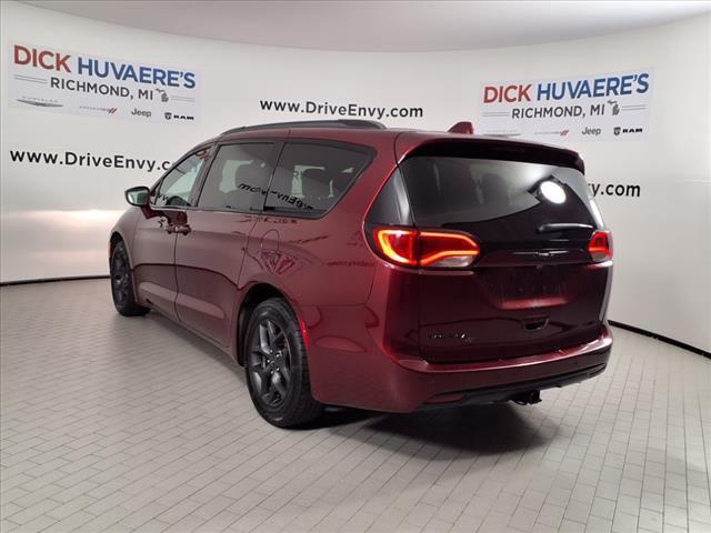 used 2018 Chrysler Pacifica car, priced at $18,995