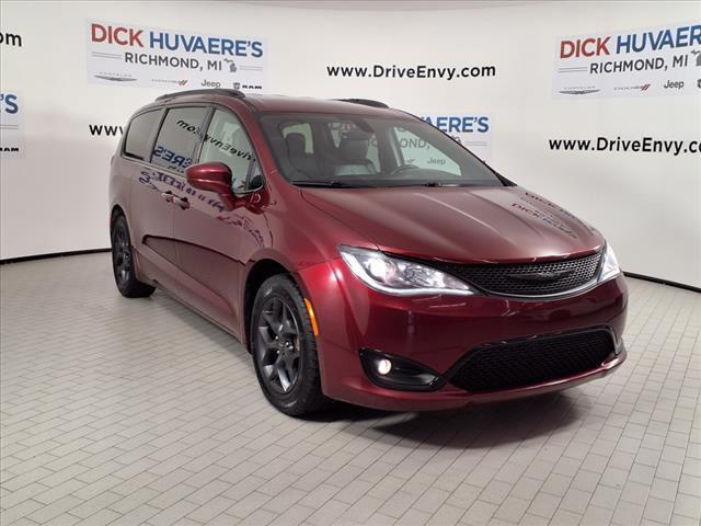 used 2018 Chrysler Pacifica car, priced at $18,995