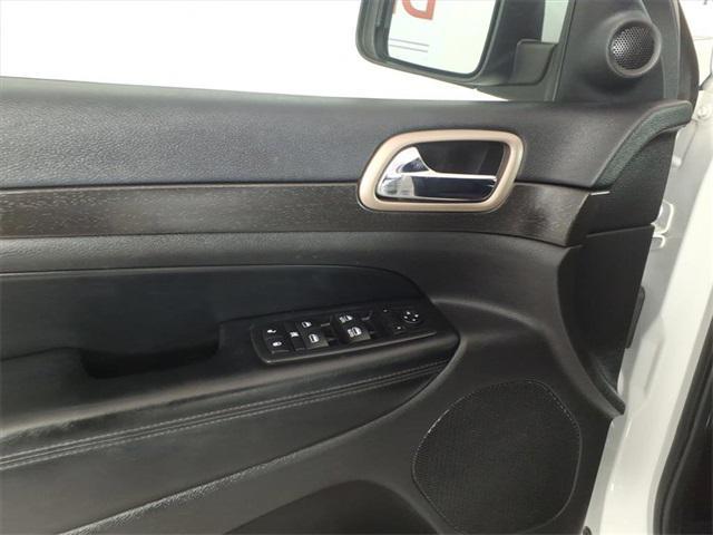 used 2016 Jeep Grand Cherokee car, priced at $12,995