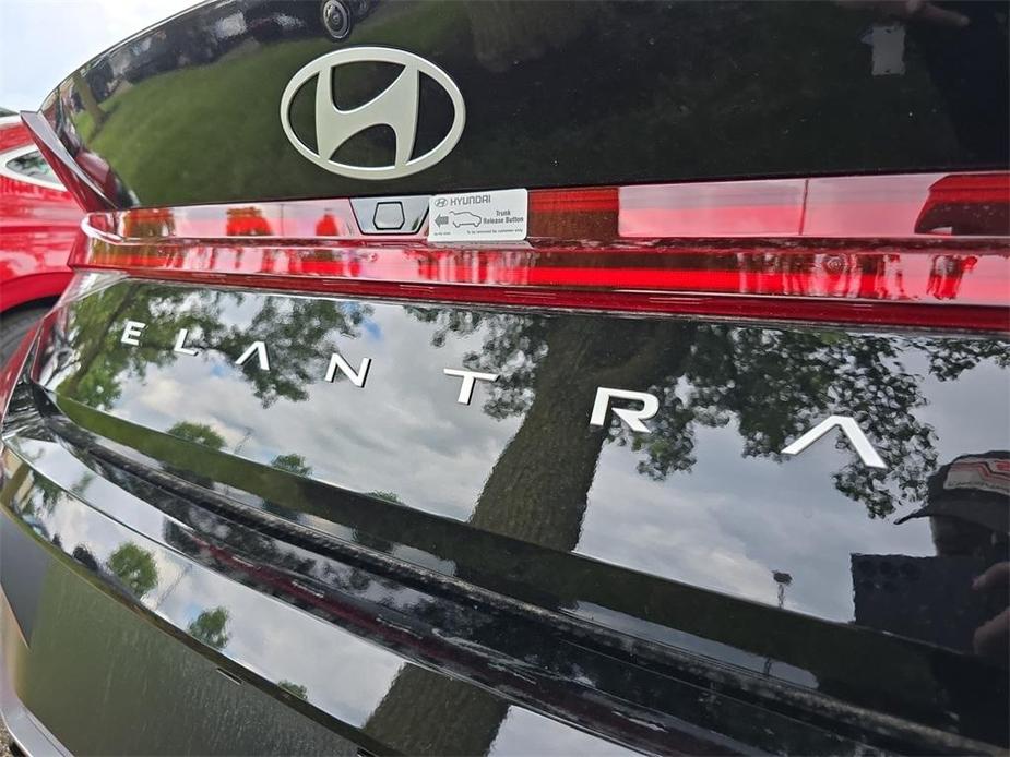 new 2024 Hyundai Elantra car, priced at $25,544