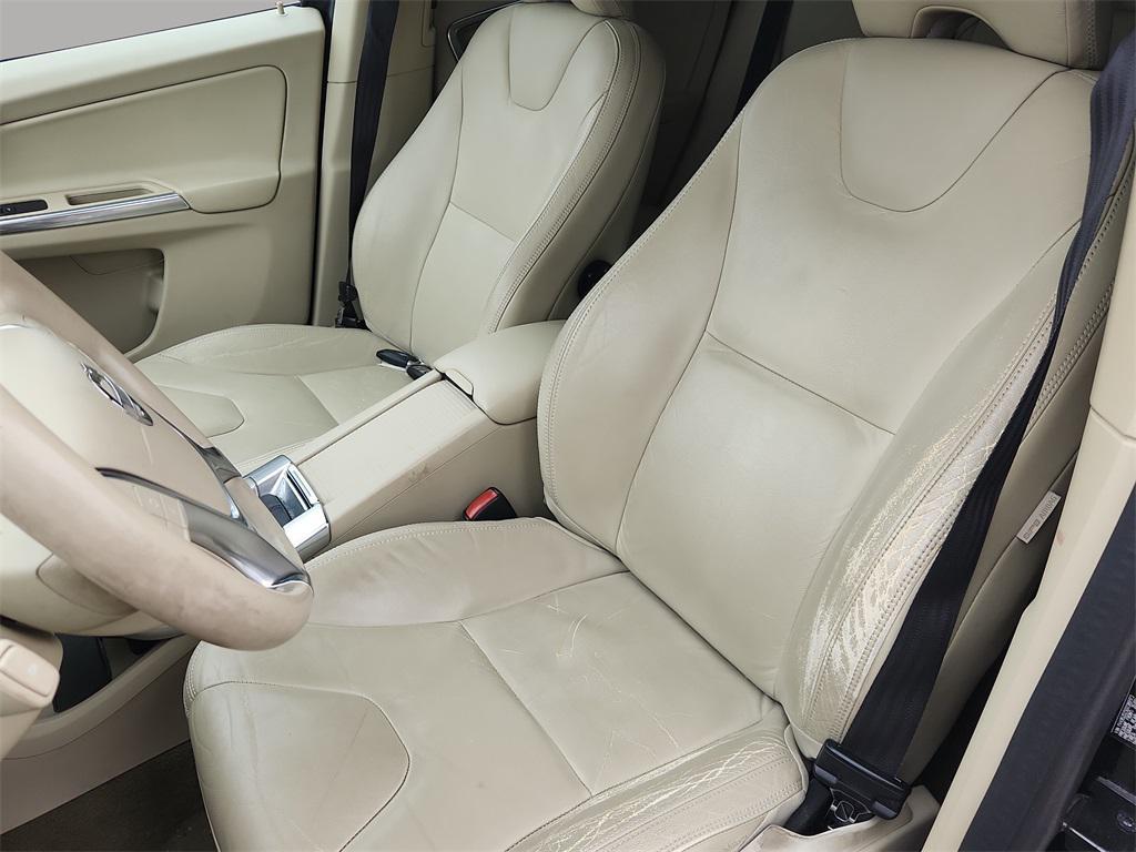 used 2013 Volvo XC60 car, priced at $7,966