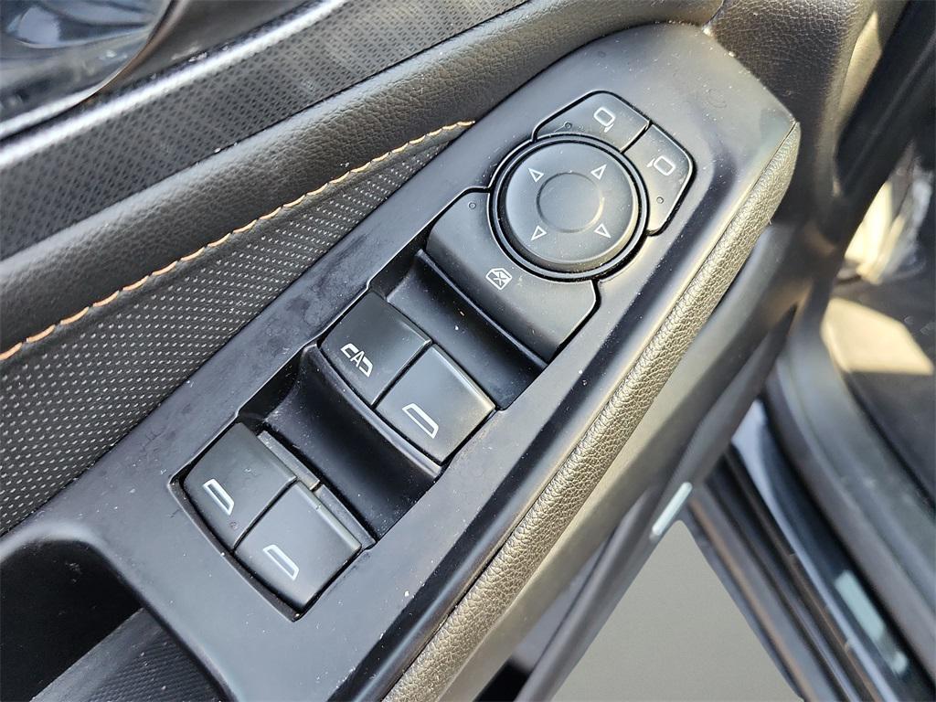 used 2020 Chevrolet Traverse car, priced at $23,566