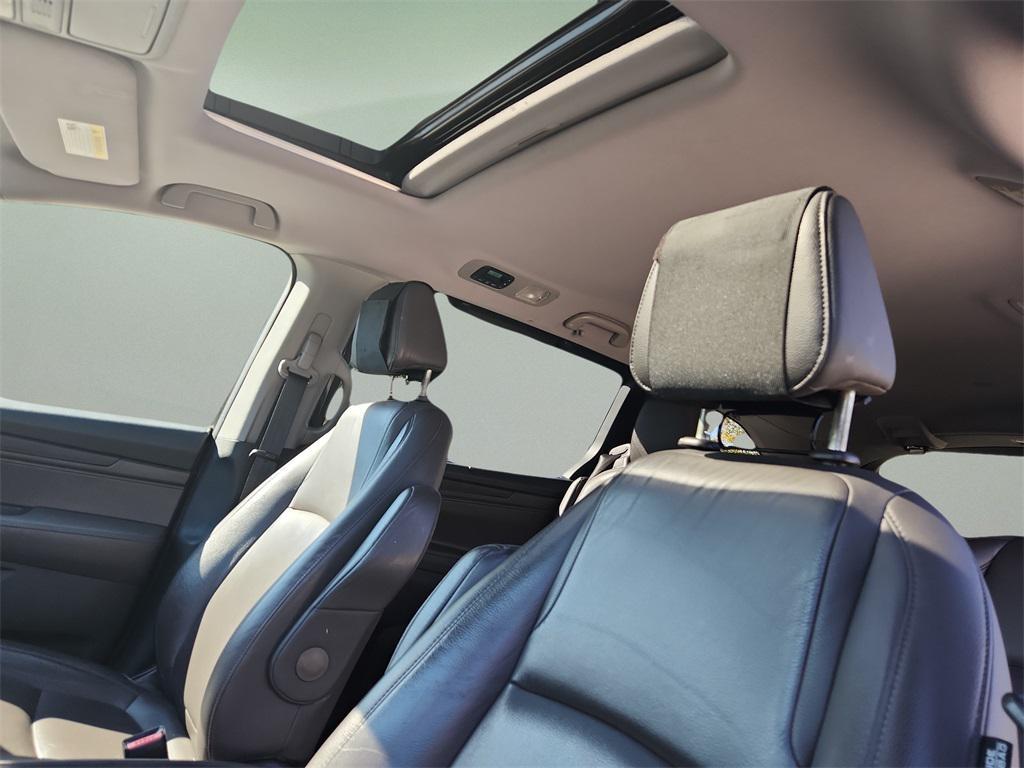 used 2018 Honda Odyssey car, priced at $18,266