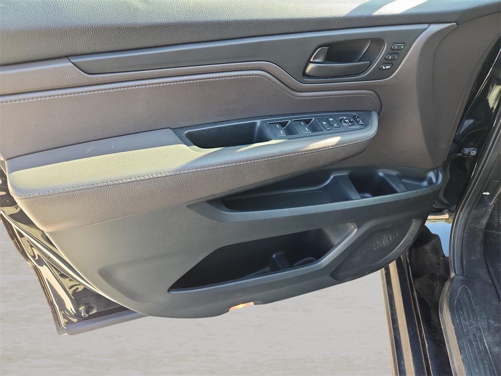 used 2018 Honda Odyssey car, priced at $18,266