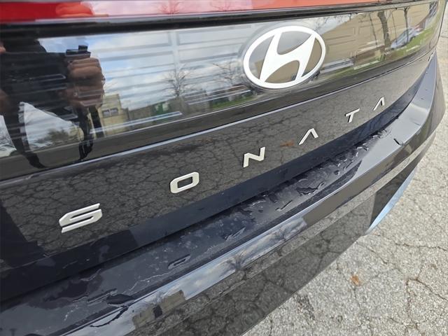 new 2025 Hyundai Sonata Hybrid car, priced at $35,990