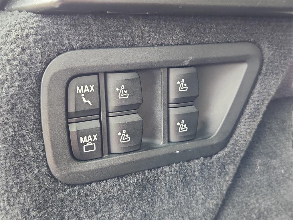 used 2019 BMW X7 car, priced at $35,466