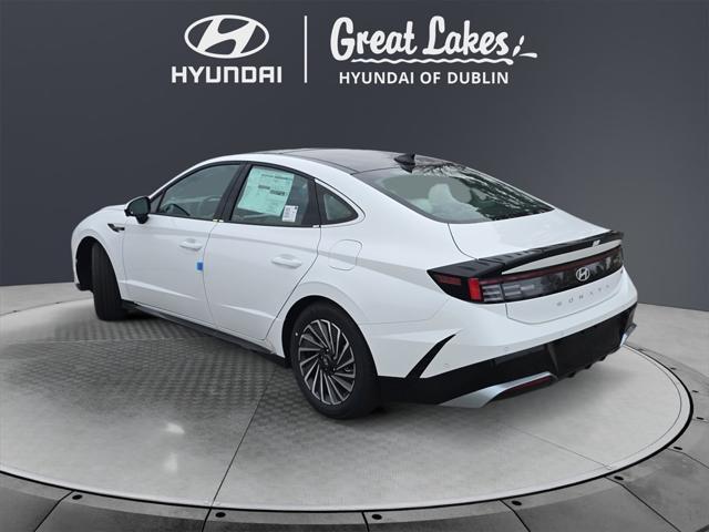 new 2025 Hyundai Sonata Hybrid car, priced at $39,575