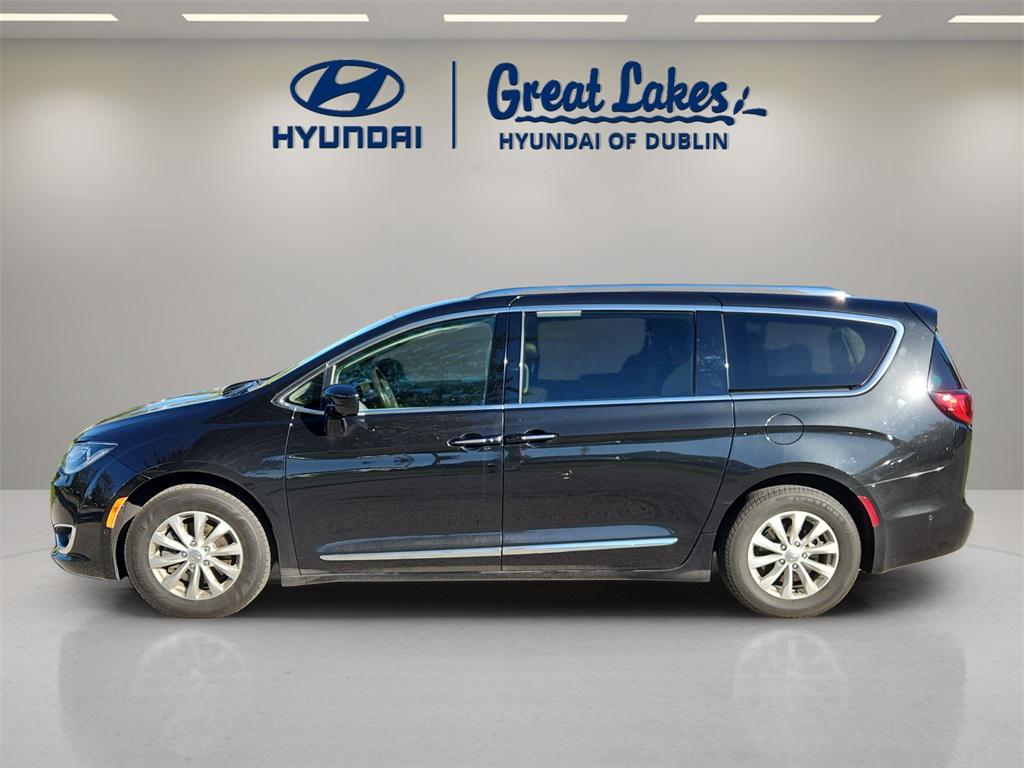 used 2018 Chrysler Pacifica car, priced at $14,966