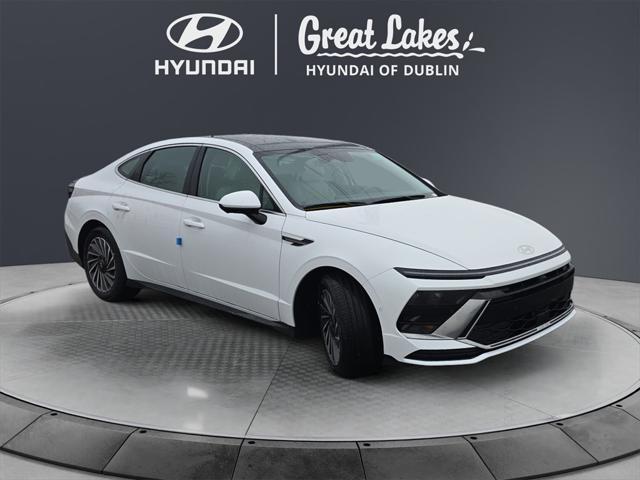 new 2025 Hyundai Sonata Hybrid car, priced at $39,595