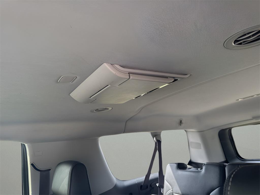 used 2015 GMC Yukon XL car, priced at $13,766