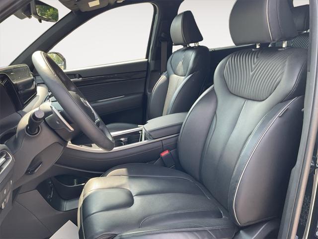 used 2024 Hyundai Palisade car, priced at $43,266