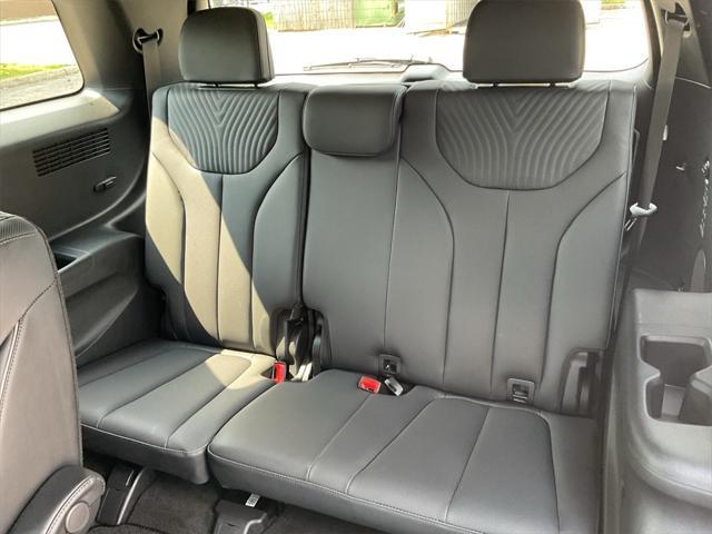 used 2024 Hyundai Palisade car, priced at $43,266