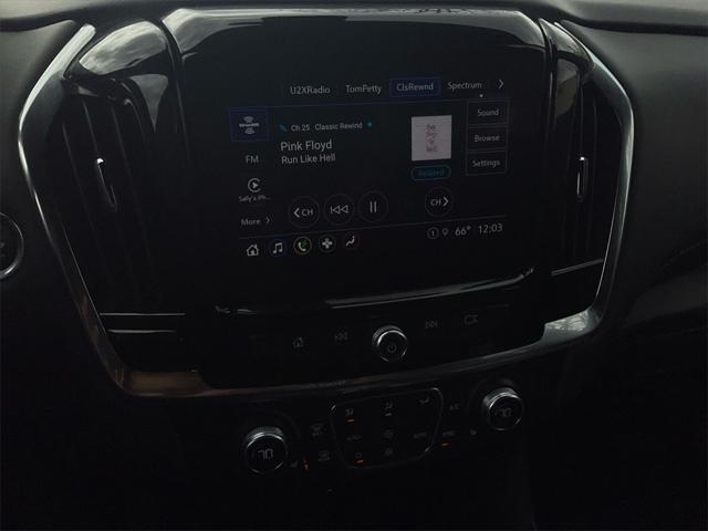 used 2023 Chevrolet Traverse car, priced at $32,466
