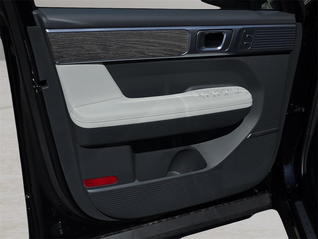 new 2026 Hyundai SANTA FE HEV car, priced at $48,547