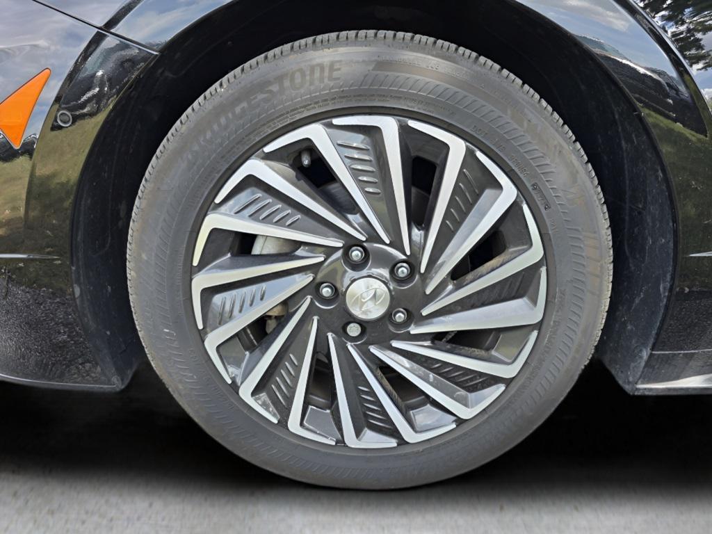 used 2022 Hyundai Sonata Hybrid car, priced at $19,566