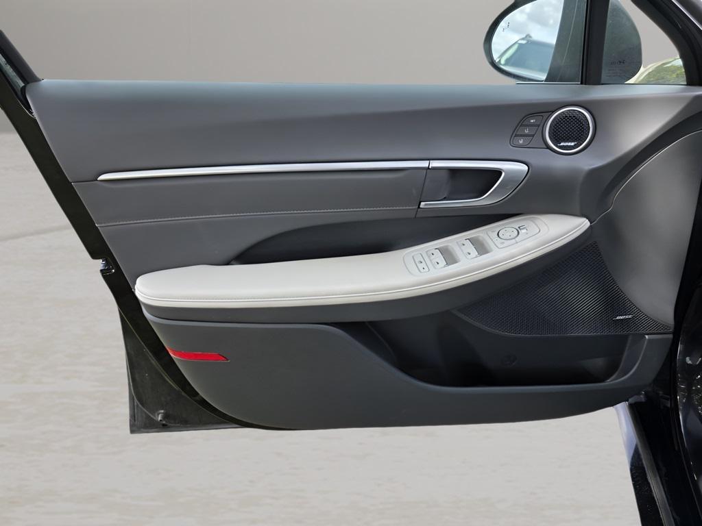 used 2022 Hyundai Sonata Hybrid car, priced at $19,566