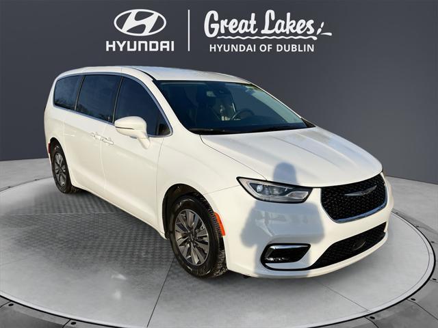 used 2022 Chrysler Pacifica Hybrid car, priced at $29,466