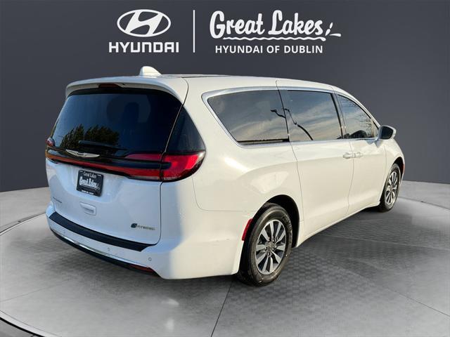 used 2022 Chrysler Pacifica Hybrid car, priced at $29,466