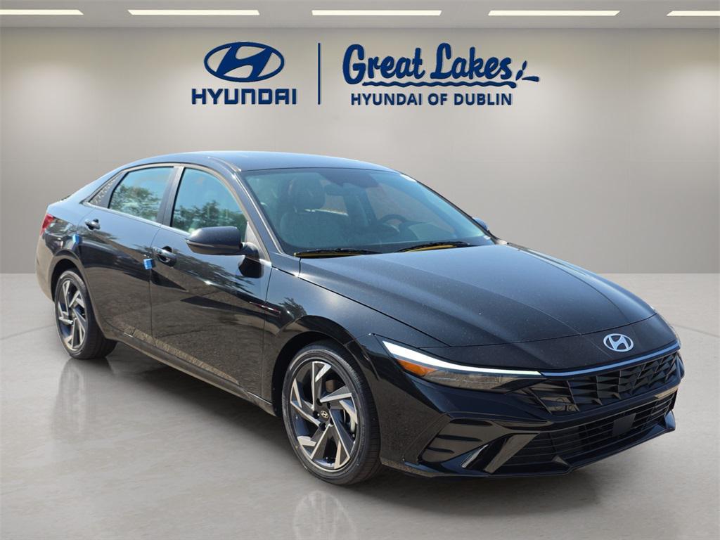 new 2025 Hyundai Elantra car, priced at $27,074