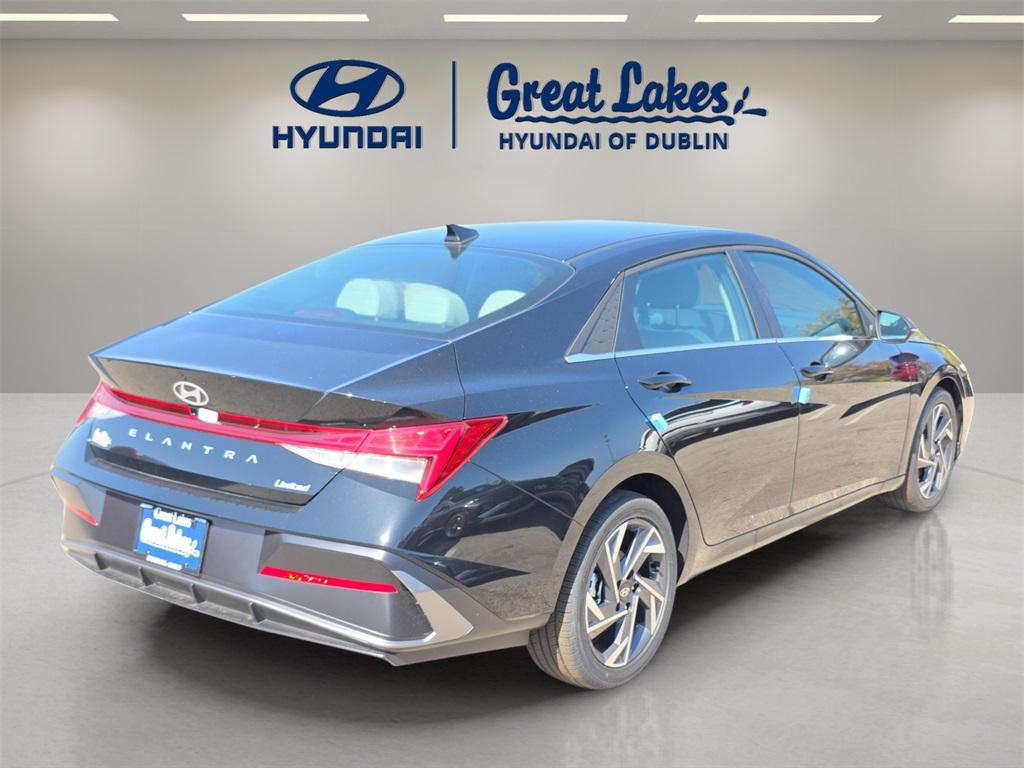 new 2025 Hyundai Elantra car, priced at $27,074