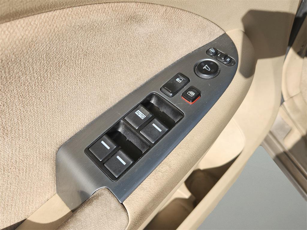 used 2005 Honda Odyssey car, priced at $3,266