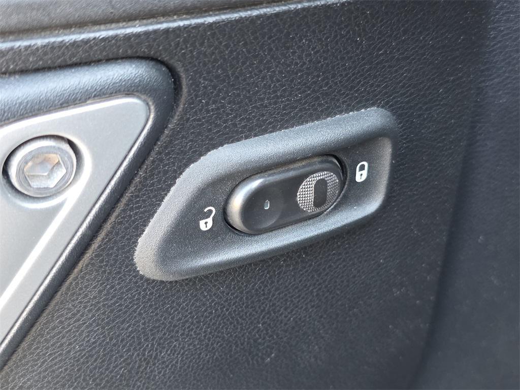 used 2014 Jeep Wrangler Unlimited car, priced at $13,966