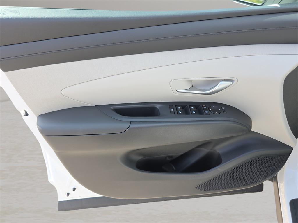 new 2025 Hyundai Tucson car, priced at $33,603