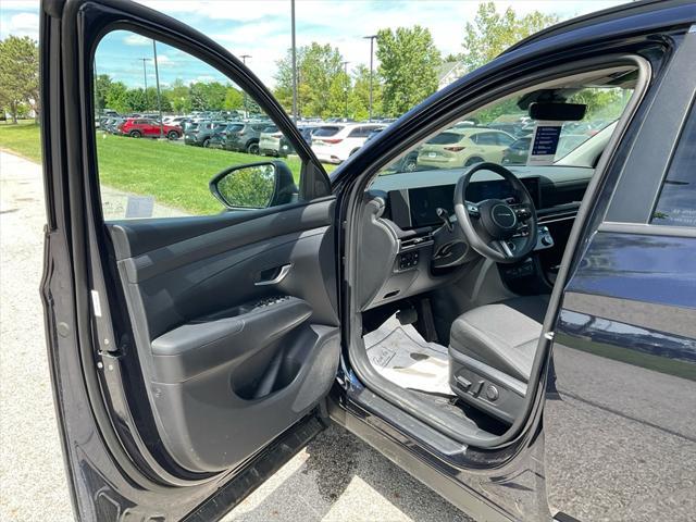 used 2025 Hyundai TUCSON Hybrid car, priced at $30,166
