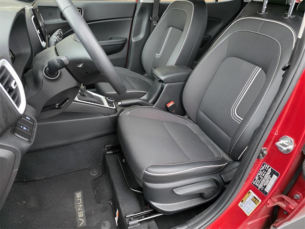 used 2024 Hyundai Venue car, priced at $19,566